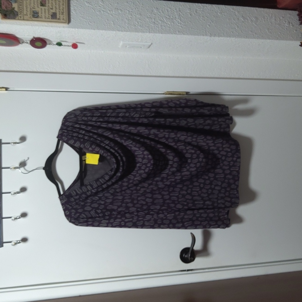 Women's plum & Gray scoop neck blouse